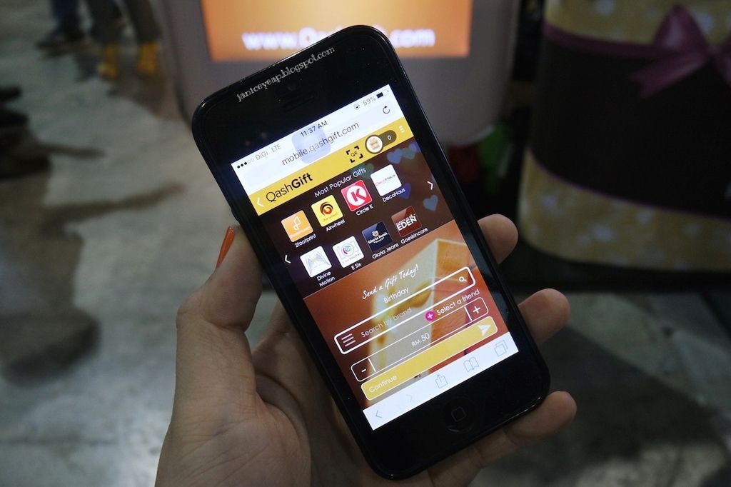 QashGift Innovative Digital Gift Giving Platform